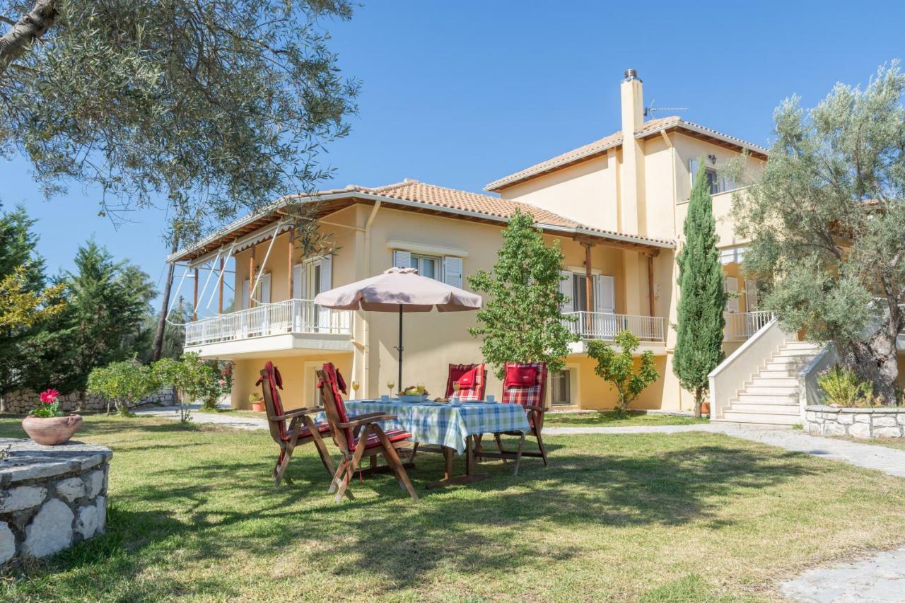 Oli Terra Apartment Lefkada City Exterior photo